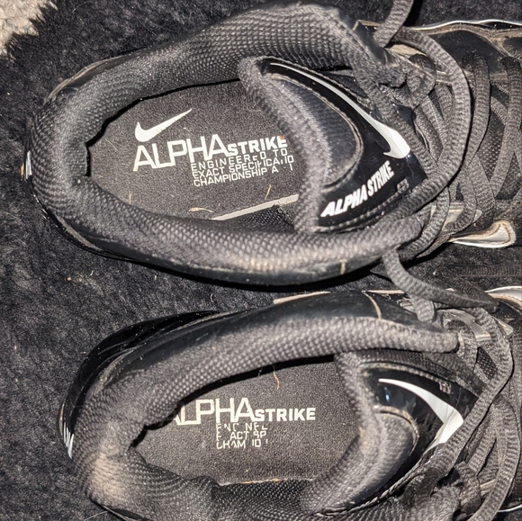Nike Alpha Strike Football Cleats. Size 11.5 - Picture 3 of 6